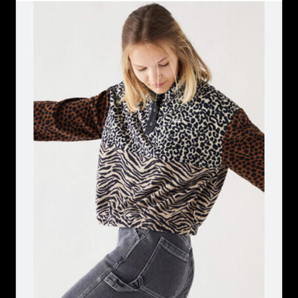 Vans Animal Print Half-Zip Pullover - Picture 2 of 12